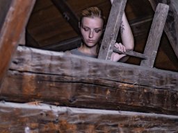 Model Chiara Buchner - Dachboden Brennhof